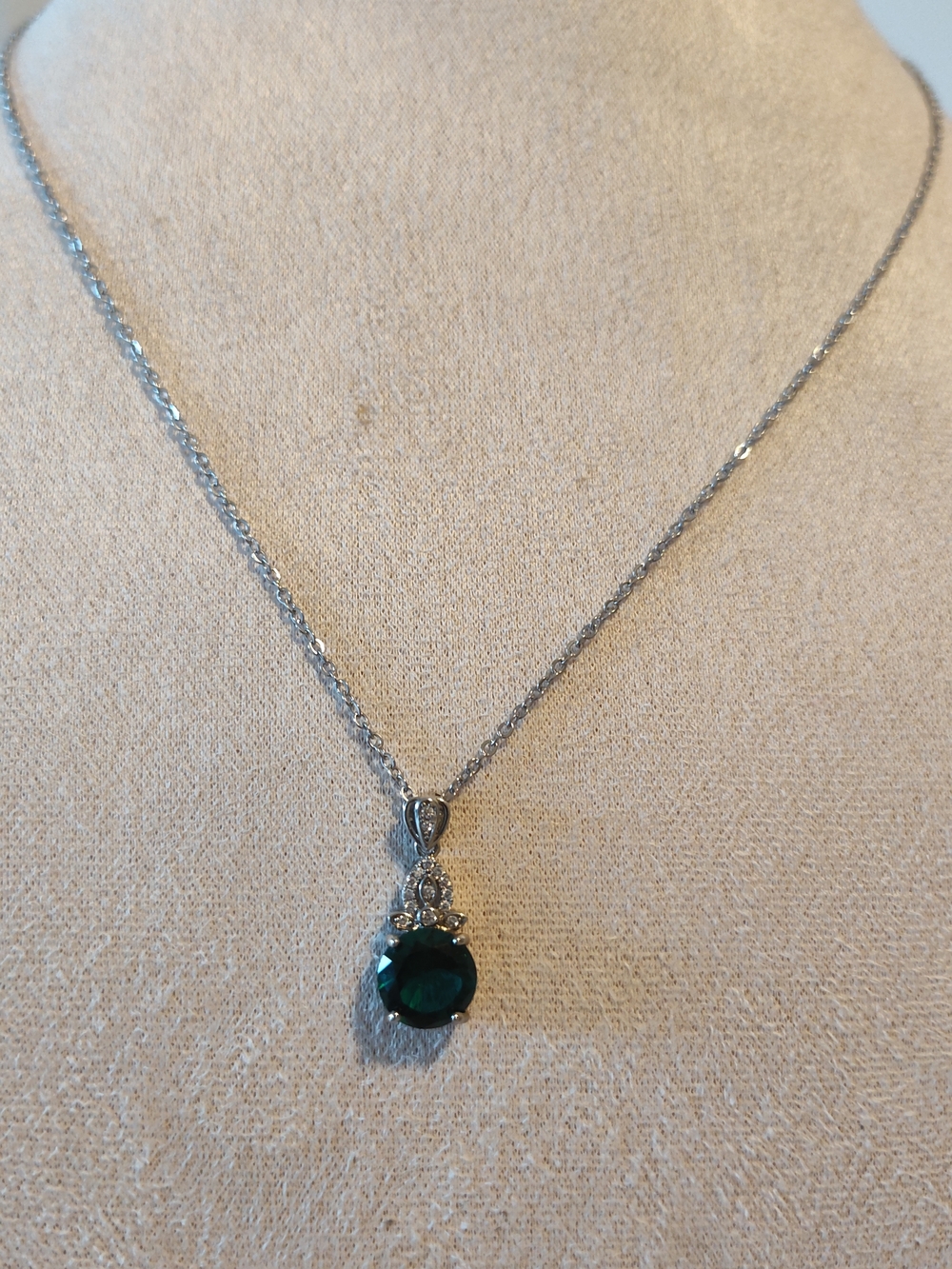 Sterling Silver Emerald Drop Pendant Necklace - Green_ 18 Inches. - Picture 11 of 11